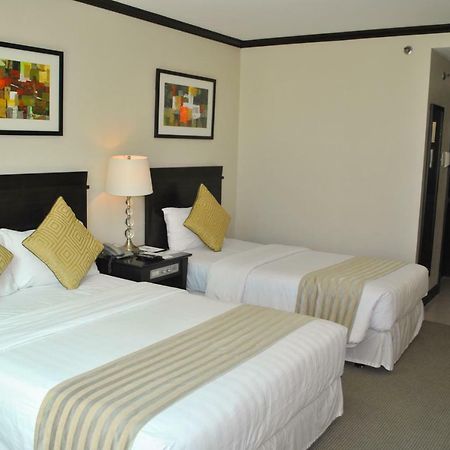 Tower Inn Makati Business Hotel Makati City Exterior photo