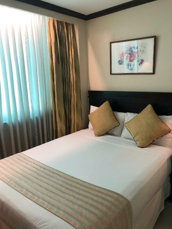 Tower Inn Makati Business Hotel Makati City Exterior photo