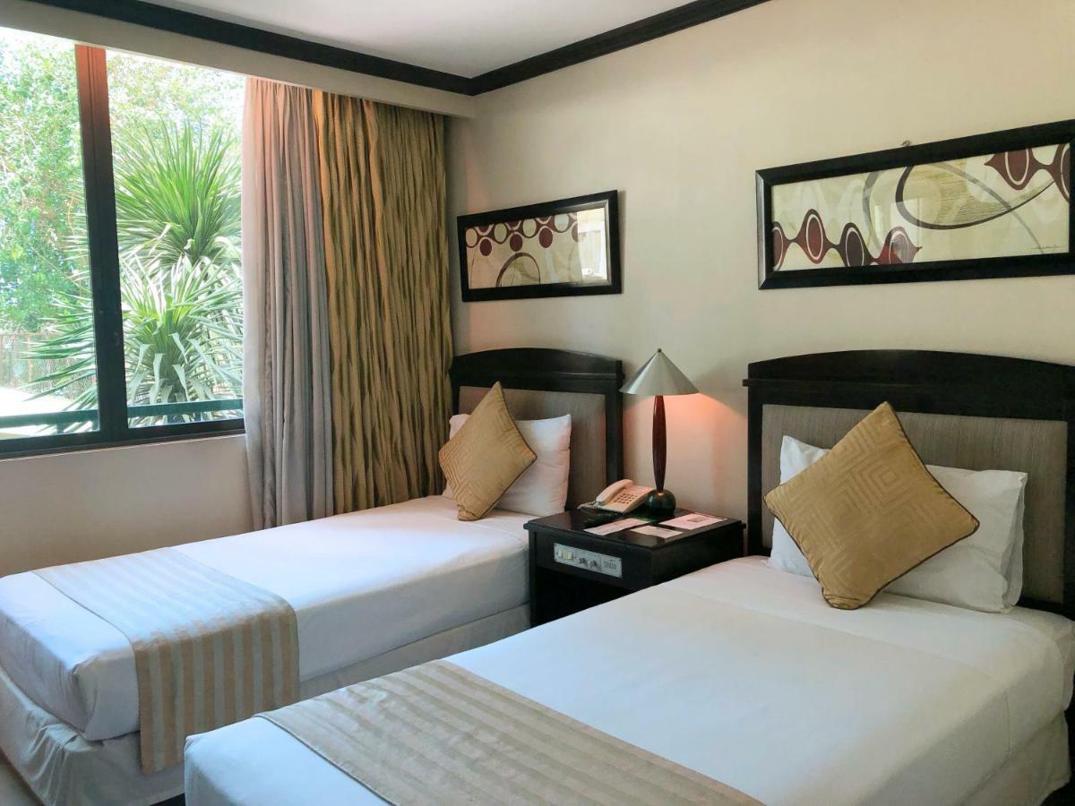 Tower Inn Makati Business Hotel Makati City Exterior photo